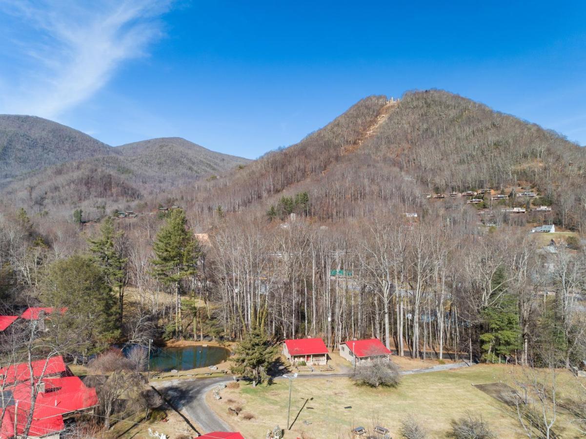 The Barn Owl Villa Maggie Valley Exterior photo
